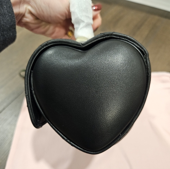 NWT ♠️ Kate Spade Heart to Heart 3D Heart Barrel Quilted Leather Bag + Dusty - Picture 9 of 16